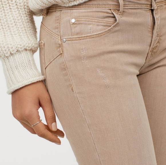 2/$20 💙H&M Push Up Low Rise Jeggings - Picture 3 of 11